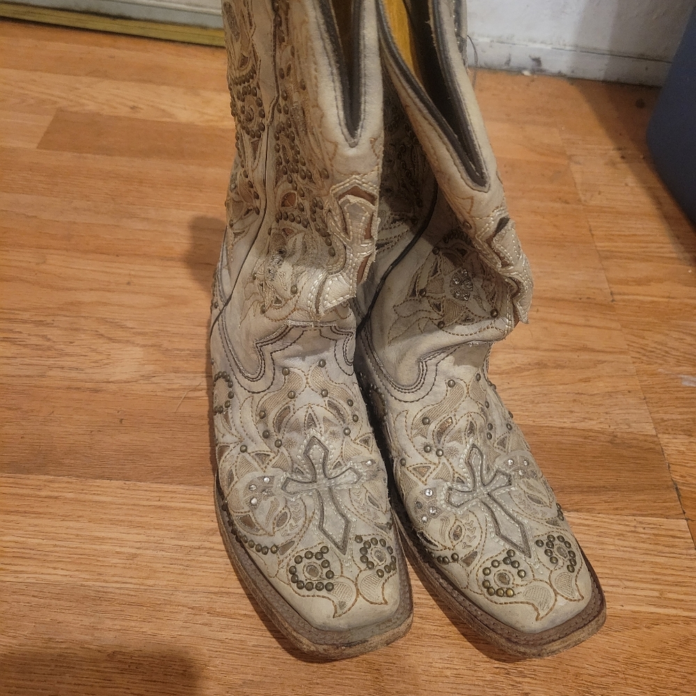 Corral cowboy  womans size 6m